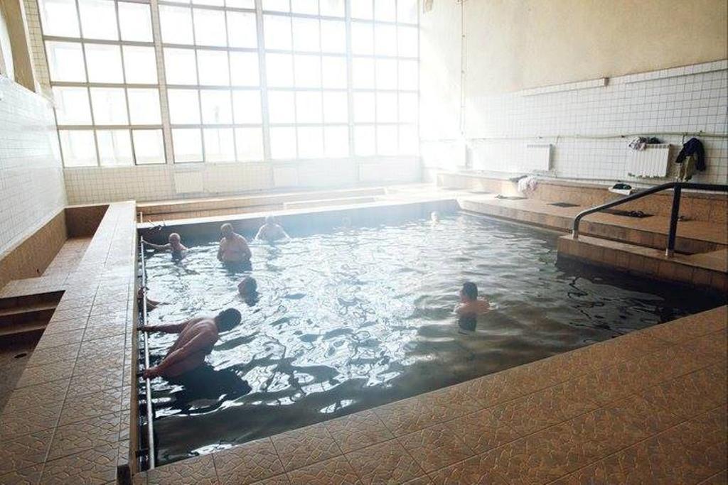 Hôtel Dacia à Băile Herculane Extérieur photo